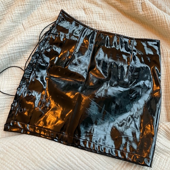 Rare Danielle Guizio Leather Lace Up Skirt - Picture 2 of 4